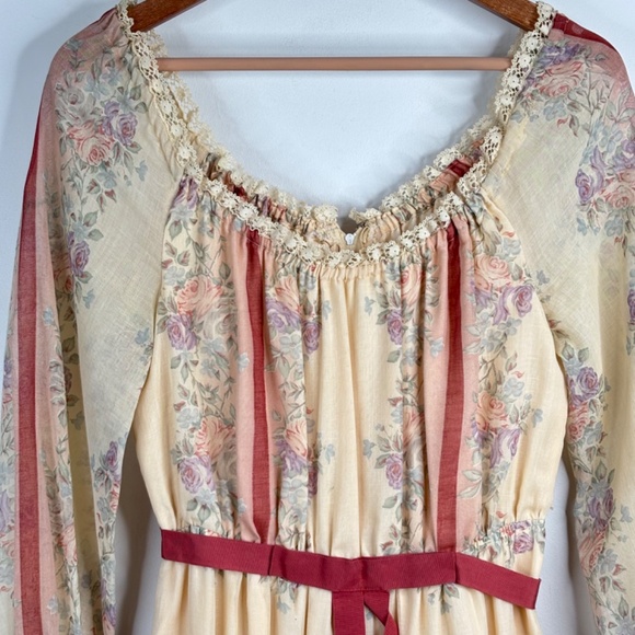 VTG 70s Prairie Dress 6 Maxi Long Sleeve Floral Tiered Cottage Milkmaid Fairy - Picture 3 of 15